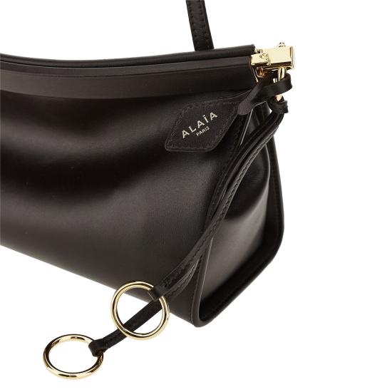 26FW 알라이아 르 클릭 이스트 웨스트 레더 미디움백 AA1S01430CA332 Brown - ALAIA