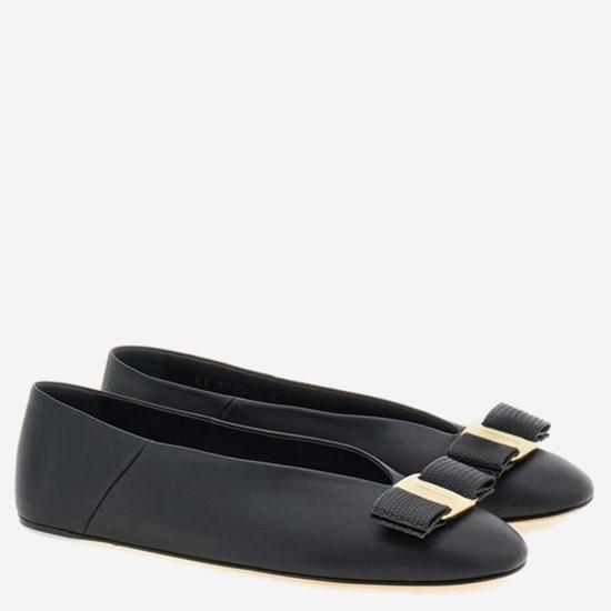  살바토레 페라가모 플랫 슈즈 페라가모 반나 가죽 발레리나 플랫 블랙 - SALVATORE FERRAGAMO