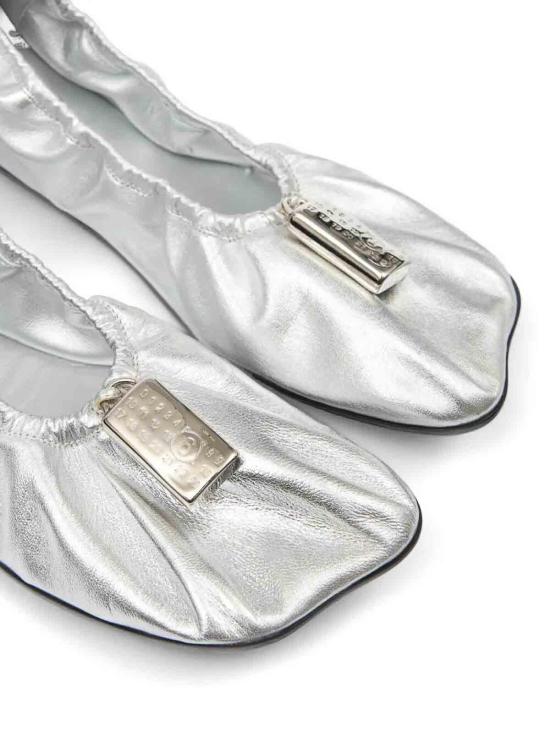 25FW MM6 메종마르지엘라 플랫 슈즈 S59WZ0106P7703T9002 METALLIC - MM6 MAISON MARGIELA