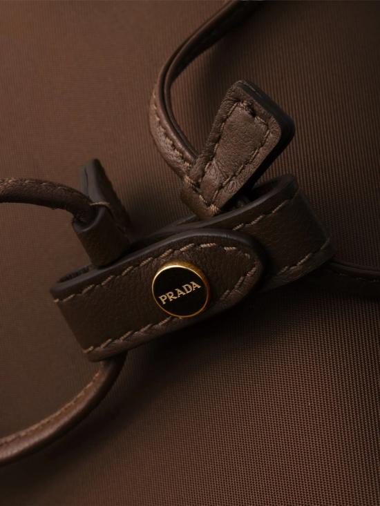 26FW 프라다 리나일론 파우치 1NK01M2HG6 F0038 BROWN - PRADA