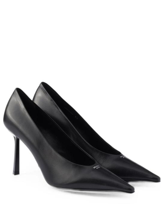 26FW 프라다 브러시드 레더 펌프스 1I685OF09054P F0002 BLACK - PRADA