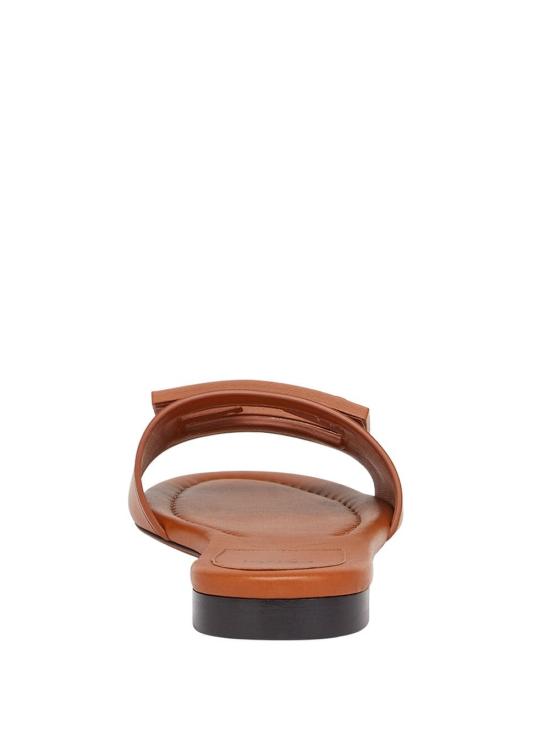  펜디 바게트 레더 슬라이드 8R8136 AE7TF1C4R BROWN - FENDI