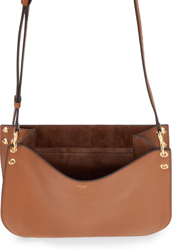  셀린느 소프트 트리옹프 베사체 서플 샤이니 램스킨 백 123632T88 GFY5 BROWN - CELINE