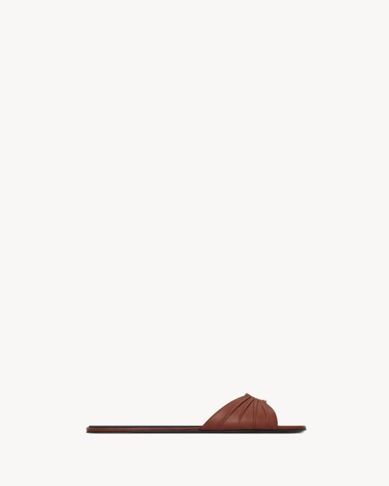 26FW 생로랑 뮬/슬리퍼 869658AADF0 2603 BROWN - SAINT LAURENT