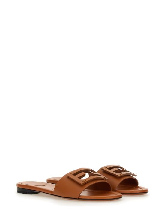 26FW 펜디 바게트 레더 슬라이드 8R8136 AE7TF1C4R BROWN - FENDI