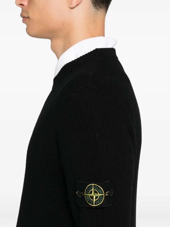 26FW 스톤 아일랜드 리브드 니트 로고 패치 스웨터 L2S155100053S00C2V0029 BLACK - STONE ISLAND