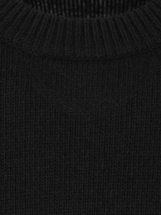 26FW 스톤 아일랜드 램스울 립드 트림 레귤러 핏 크루넥 점퍼 L2S155100072S00A3V0029 BLACK - STONE ISLAND