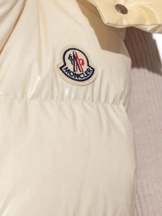 26FW 몽클레어 베스트 L20931A00005597EU10W Yellow - MONCLER