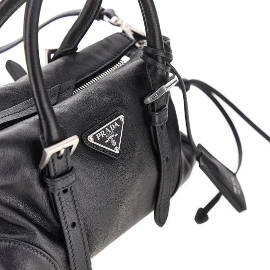 26FW 프라다 보니 스몰 레더 토트백 1BA499VOOM2ZQX Black - PRADA