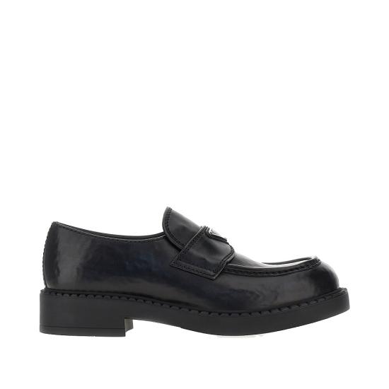 26FW 프라다 초콜릿 브러시드 가죽 삼각 로고 로퍼 2DE127FG0003ZPQ Black