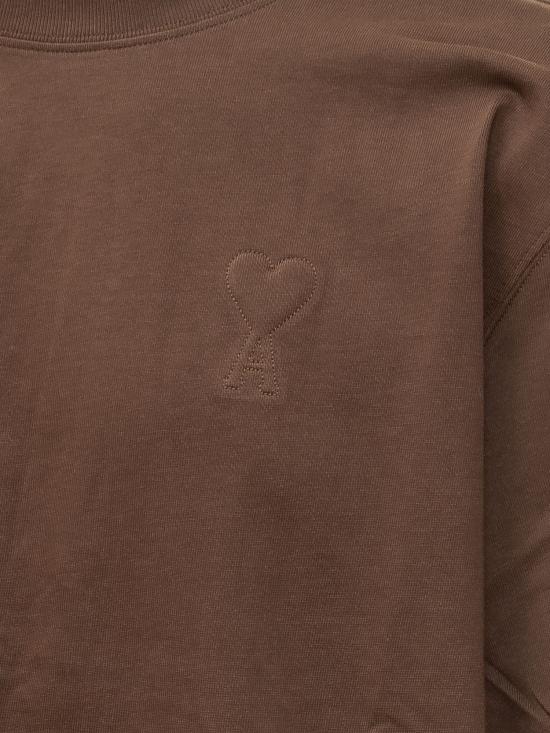 26FW 아미 화이트 코튼 드 하트 엠보스 티셔츠 UTS357726 2221 MARRON CHOCOLATE - AMI