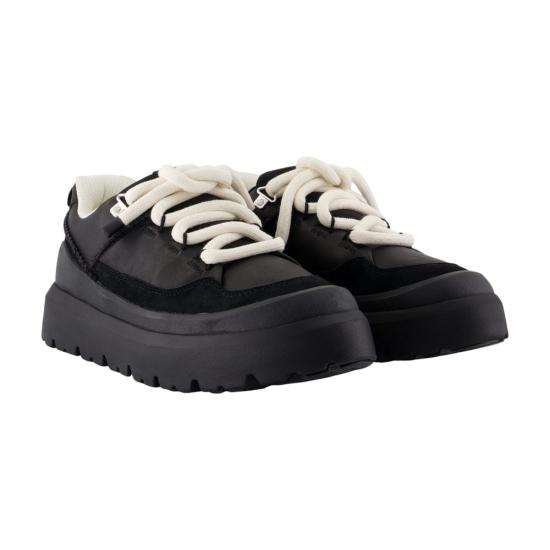 25FW 어그 스니커즈 CONFIG UGGS24043 BLACK - UGG