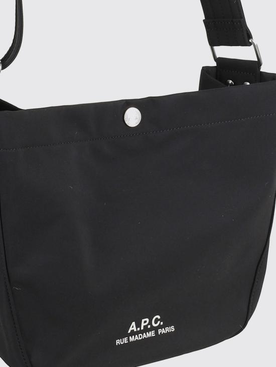 26FW 아페쎄 저널 사첼백 PSAKRM61939 LZZ Black - A.P.C.