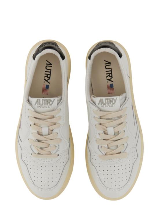  오트리 메달리스트 로우 레더 스니커즈 AULW LL22 White - AUTRY