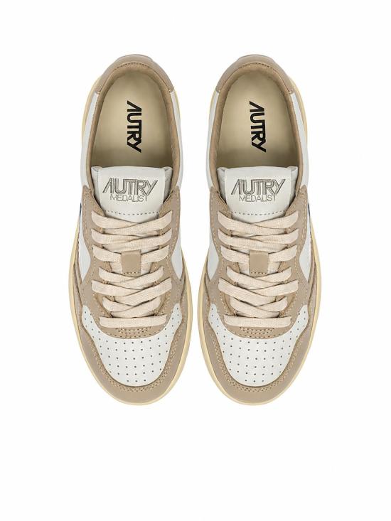 26FW 오트리 메달리스트 로우 레더 스니커즈 AULWWB 67 LEAT WHT FEATHER - AUTRY