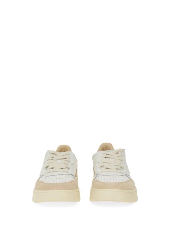 26FW 오트리 메달리스트 로우 레더 스니커즈 AULW LS74 Neutrals - AUTRY