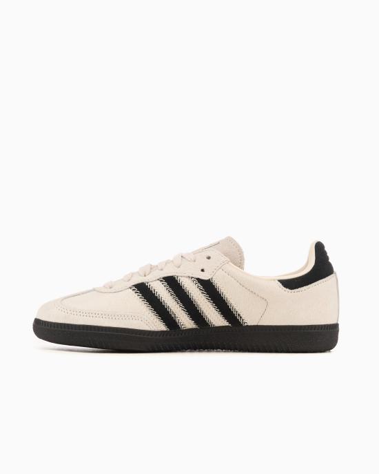  아디다스 스니커즈 JP5329 Wonder White Core Black Alumina DOM - ADIDAS