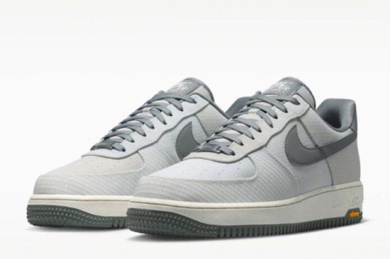  나이키 스니커즈 IH1943 100 DOM