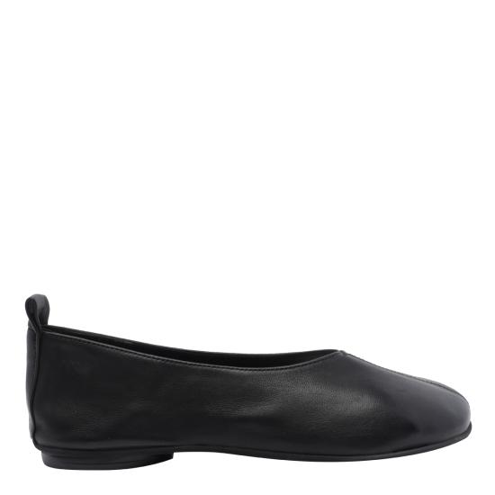 26FW 포에베 플랫 슈즈 CJS43 NERO BLACK