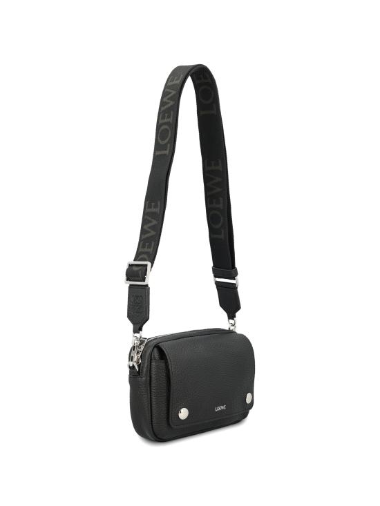 26FW 로에베 페블 스몰 메신저백 BANBPCBX04 1100 BLACK DOM - LOEWE