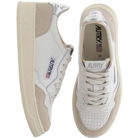 26FW 오트리 메달리스트 로우 레더 스니커즈 AULWLS74LEATSUEDEWHTSILVER White - AUTRY