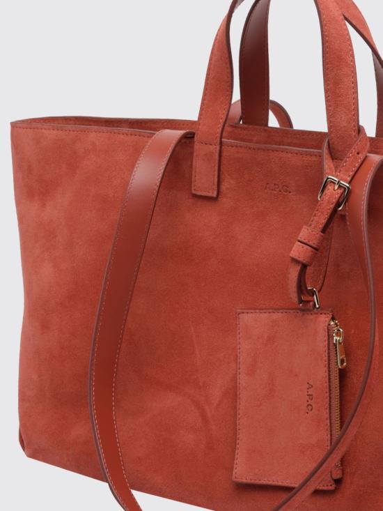 26FW 아페쎄 르 드러머 백 PXCALF67057 GAF Red - A.P.C.