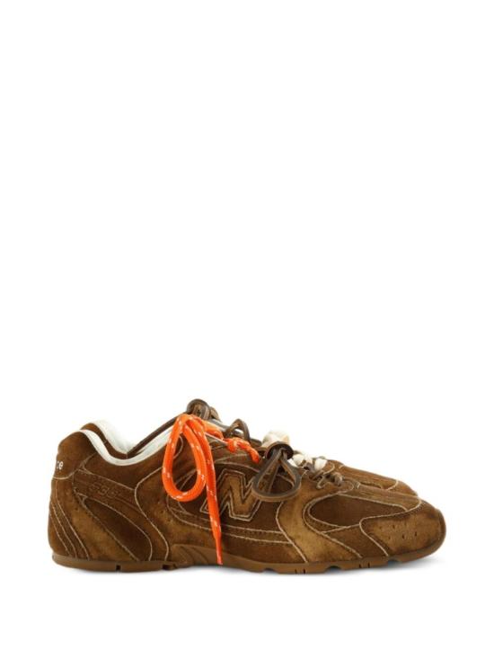 26FW 미우미우 X 뉴발란스 스니커즈 5E165EZ5OF D005F0401 Brown