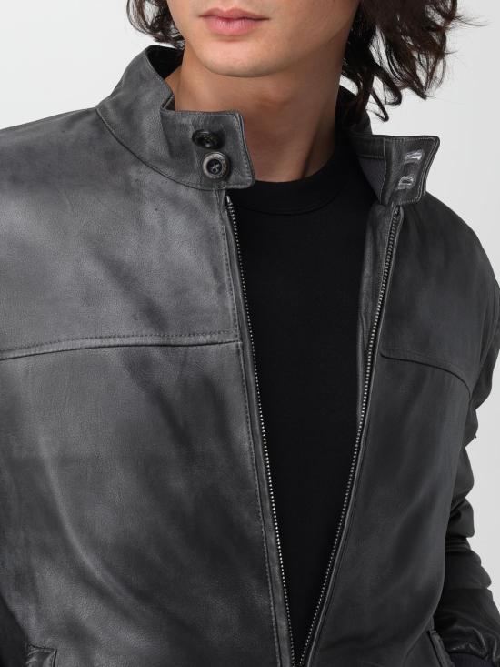 26FW 페트레이 가죽 자켓 PEU563299012331 NER Black - PEUTEREY