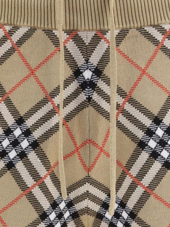 26FW 버버리 숏팬츠 8127791 Sand - BURBERRY