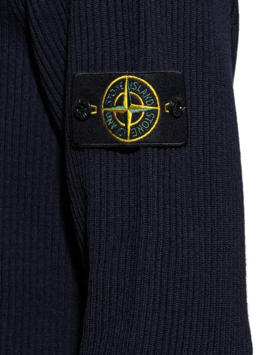 26FW 스톤 아일랜드 슬리브 로고 패치 하이 칼라 스웨터 L2S155100052S00C2 V0020NAVYBLUE - STONE ISLAND