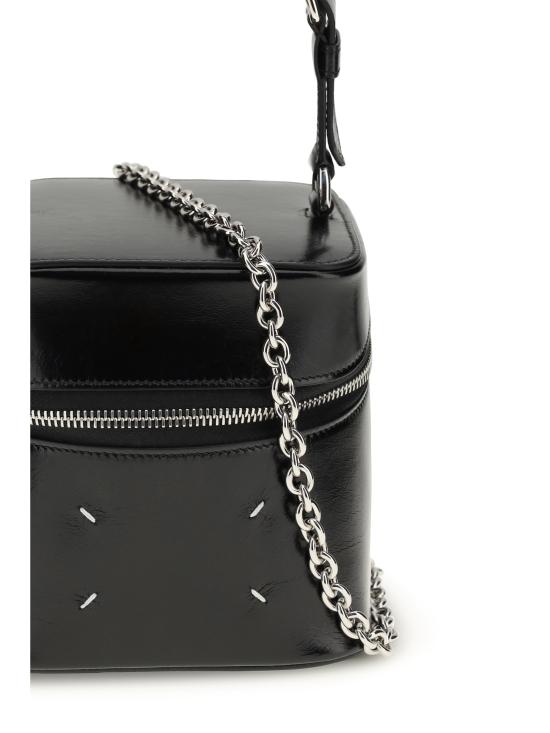 26SS 마르지엘라 빅 큐브 박스 체인 숄더백 SB1ZI0016P8831 BLACK - MAISON MARGIELA