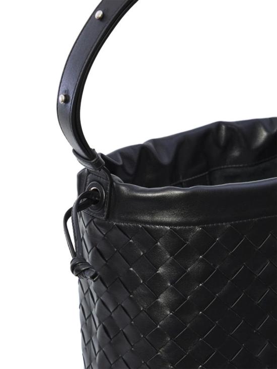 25FW 보테가베네타 인트레치아토 비블리오테카 버킷백 836020 V2HL18803 BLACK - BOTTEGA VENETA