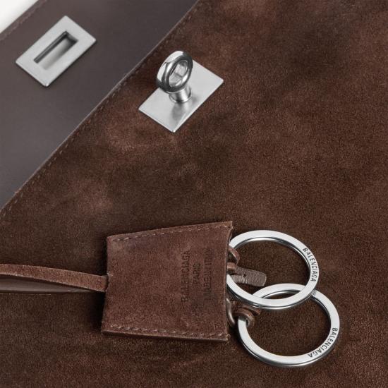 26FW 발렌시아가 숄더백 ULT 009670 MARRON TU BROWN - BALENCIAGA