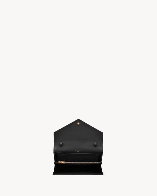  생로랑 카산드라 마텔라세 쉐브론 엔벨롭 체인 지갑 백 ULT 009724 NOIR OR TU BLACK - SAINT LAURENT