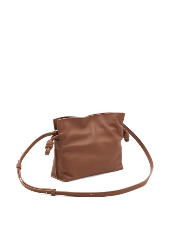 26FW 로에베 나파 카프스킨 미니 플라멘코 클러치 A411FC2 XA64927 LUGGAGE - LOEWE