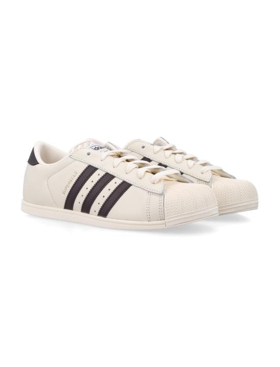 26FW 아디다스 스니커즈 KK0422 CREWHT CREAM WHITE - ADIDAS