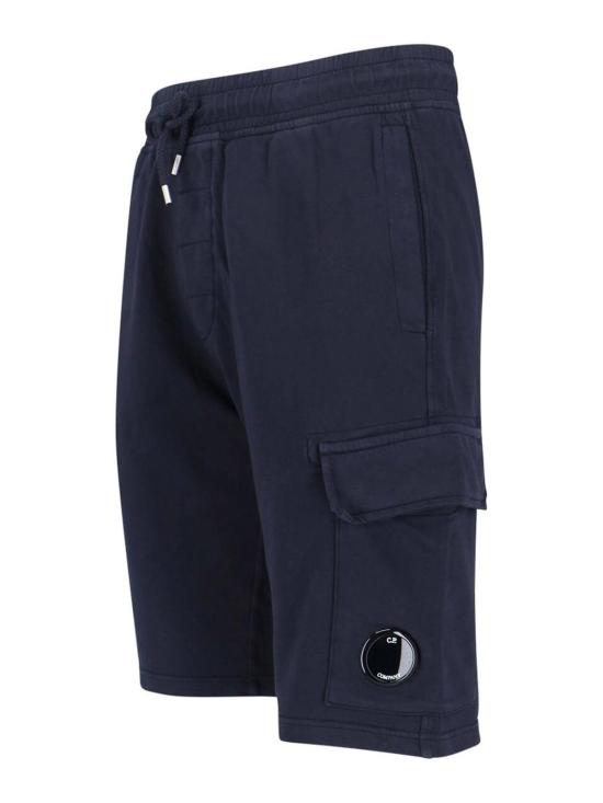 26SS 씨피 컴퍼니 라이트 플리스 카고 렌즈 스웨트쇼츠 RCCMSB704A002246G888 Blue - C.P. COMPANY