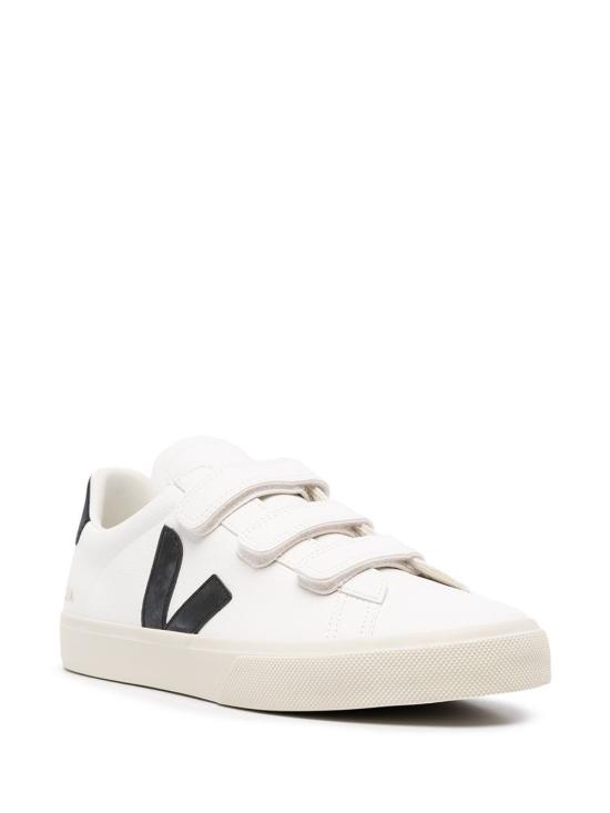 26FW 베자 스니커즈 RC0502790 BLACK - VEJA