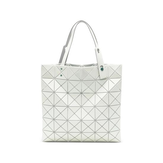 26FW 바오바오 토트백 BB68AG623 04 WHITE