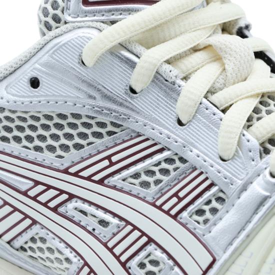26FW 아식스 스니커즈 1203A740751 White - ASICS