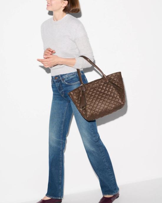  엠지 월리스 크로스백 Mz Wallace Small Daily Tote Walnut - MZ WALLACE