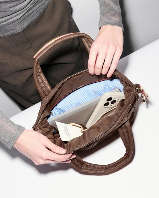  엠지 월리스 크로스백 Mz Wallace Small Sutton Deluxe Bag Walnut - MZ WALLACE