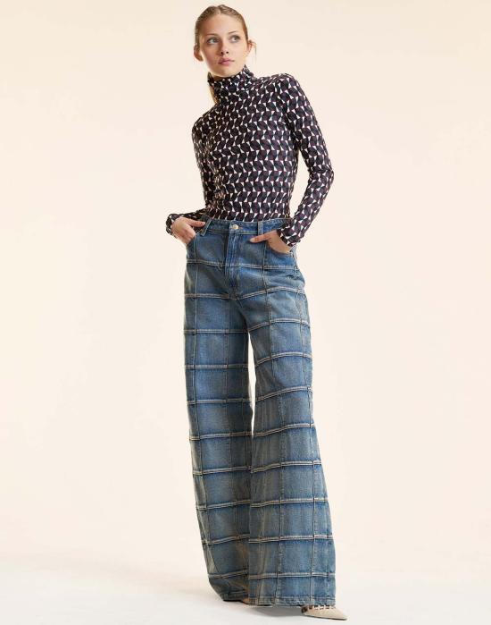  신시아 로리 터틀넥 신시아 로울리 더 퍼펙트 레이어  탑 지오멀 - CYNTHIA ROWLEY