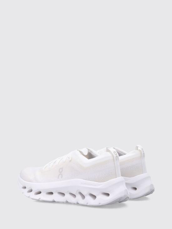 26FW 온 러닝 스니커즈 3WF30420664 White - ON RUNNING