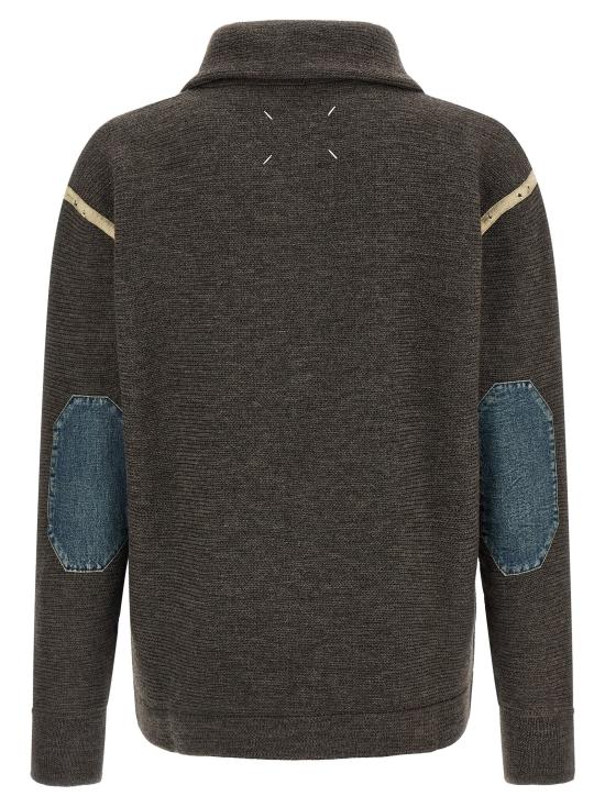 26FW 마르지엘라 니트웨어 팔꿈치 패치가 있는 쿼터집 스웨터 및 가디건 (회색) - MAISON MARGIELA