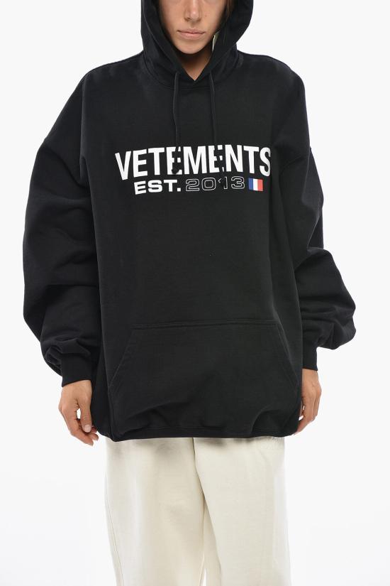  베트멍 후드 티셔츠 UE54HD100BBLACK - VETEMENTS