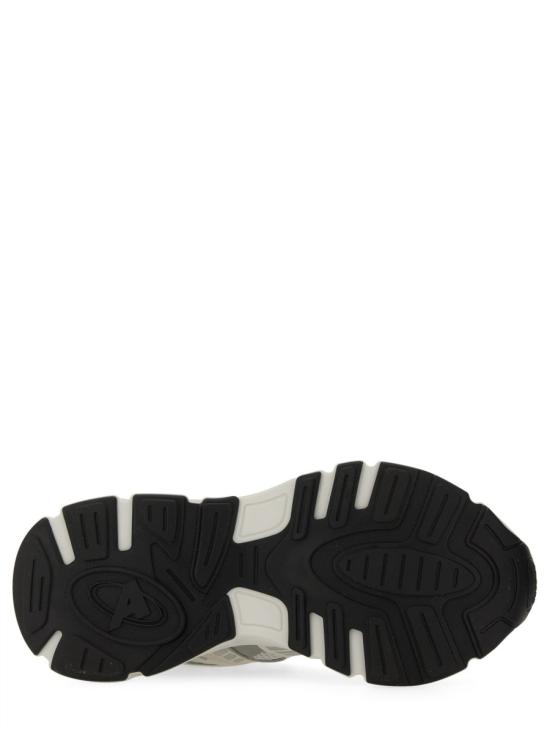 25FW 악셀 아리가토 스피어 러너 F1543001 WHITE SILVER