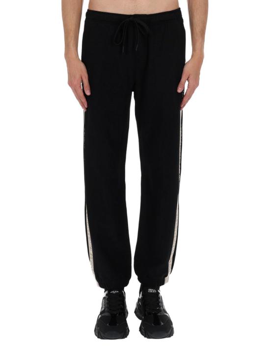 26SS 베르사체 트레이닝/조거 팬츠 80GAAE08CF00E899 BLACK - VERSACE