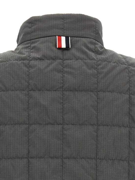 26FW 톰브라운 베스트 TH341899BM GREY - THOM BROWNE