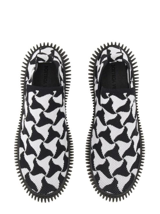  보테가베네타 스니커즈 690123 V1NW01486 BLACK - BOTTEGA VENETA